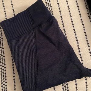 Aerie offline navy leggings
